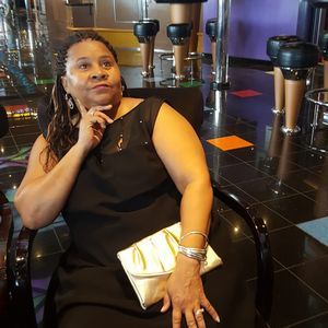 Meet your Posher, Carol